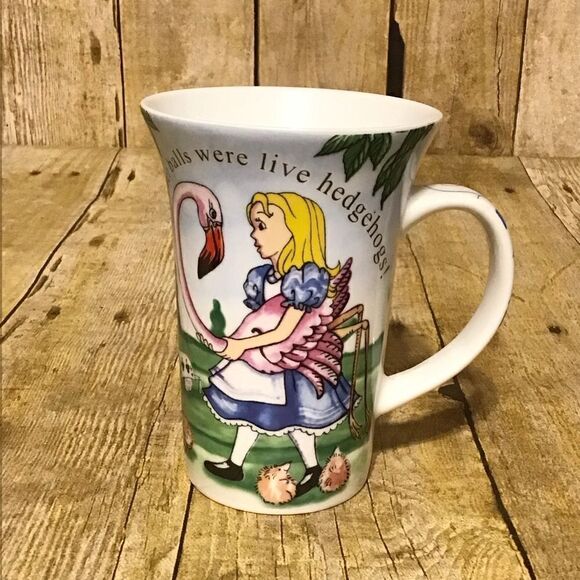 Alice In Wonderland Queen Of Hearts Cafe By Paul Cardew Coffee Cup Mug 2008 - Picture 1 of 6